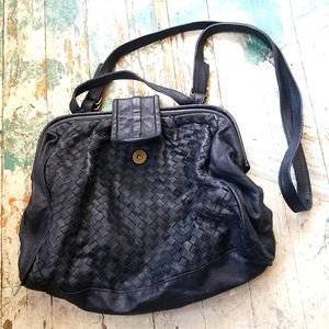 Sereta black vintage cross body purse Black